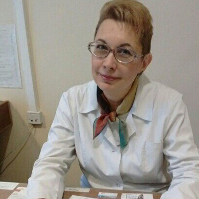 Врач дерматолог