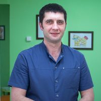 Шарапов Александр Владимирович - массажист в медицинском центре