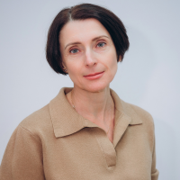 Беляева Инна Семеновна - психолог, АВА-терапевт, сертифицированный специалист по Денверской модели раннего вмешательства (ESDM) в Центре нейрофизиологии и реабилитации "Здоровый ребенок" на ул. Лизюкова, 24.