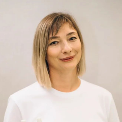 Князева Юлия Алексеевна — логопед-дефектолог, нейропсихолог в центре «Здоровый ребенок» на ул. Ф.Тютчева, 93/5.